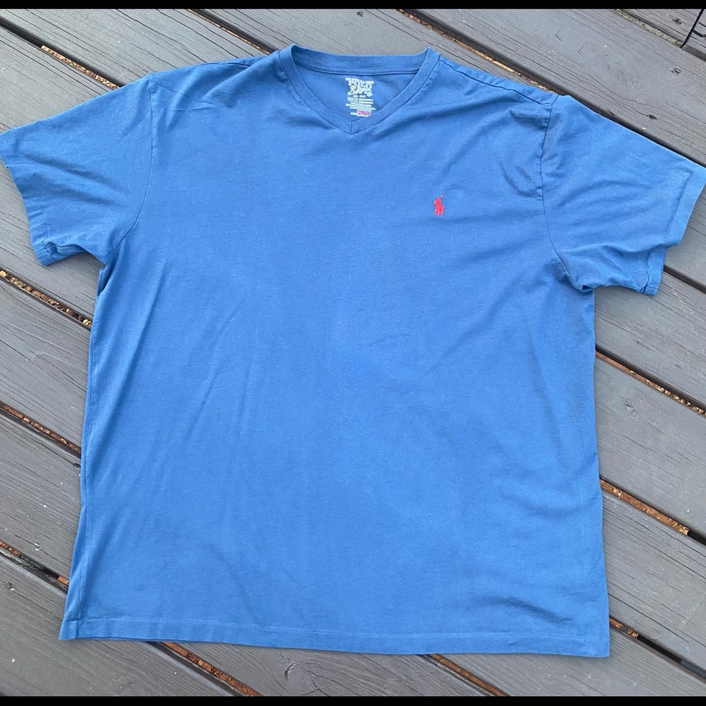 Polo Ralph Lauren
Classic Fit V-Neck T-Shirt Size XL/TG